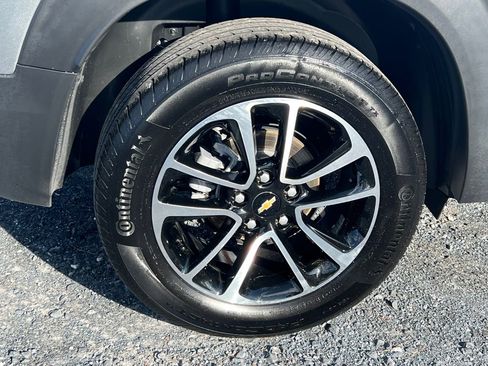Used 2025 Chevrolet TrailBlazer LT AWD/4WD image 14