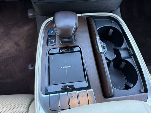 Used 2018 Lexus LS 500 image 35