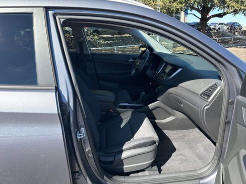 Used 2018 Hyundai Tucson Sport image 30