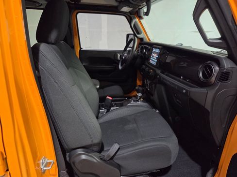 Used 2021 Jeep Wrangler Unlimited Sport AWD/4WD image 15