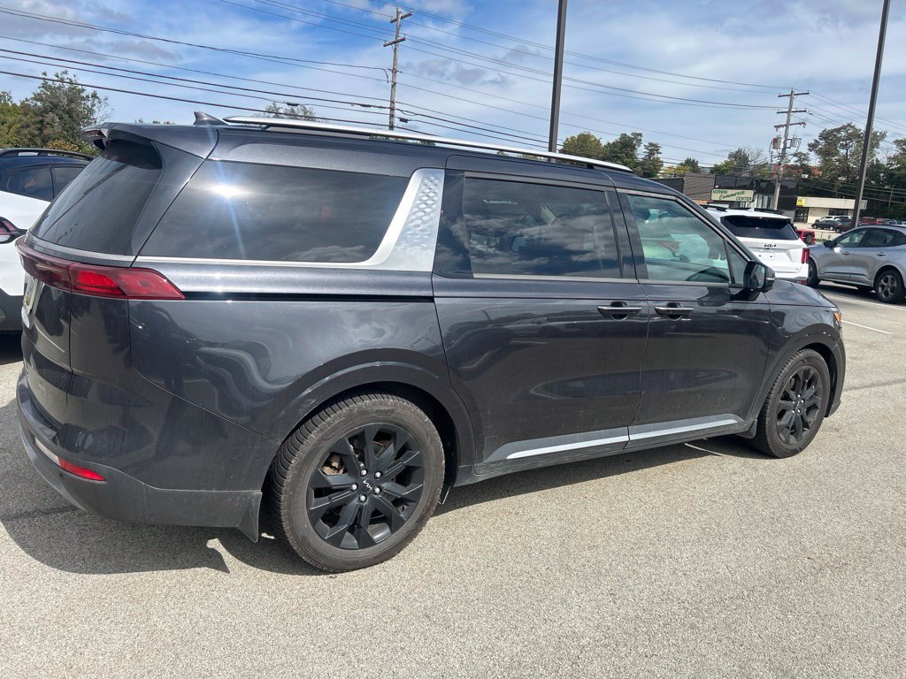 Certified 2024 Kia Carnival SX FWD image 8