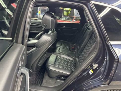 Used 2018 Audi SQ5 Premium Plus w/ S Sport Package image 13