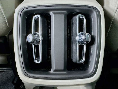 New 2026 Volvo XC40 B4 Plus w/ Protection Package image 24