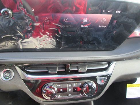 New 2026 Buick Envista Sport Touring w/ Convenience I Package FWD image 17