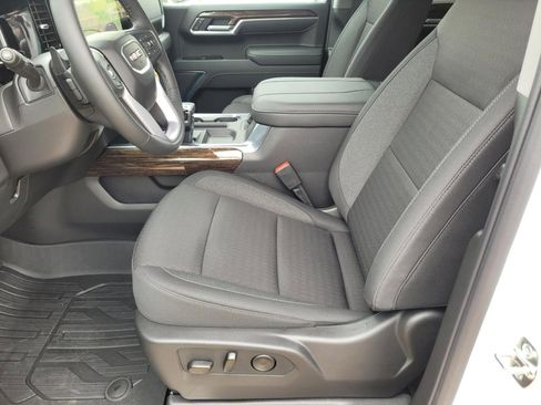 New 2026 GMC Sierra 1500 Elevation image 8