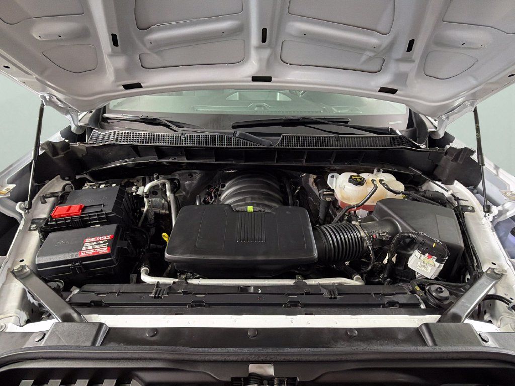 Certified 2025 Chevrolet Silverado 1500 W/T RWD image 48