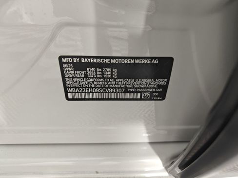 Used 2025 BMW 740i w/ Executive Package image 20