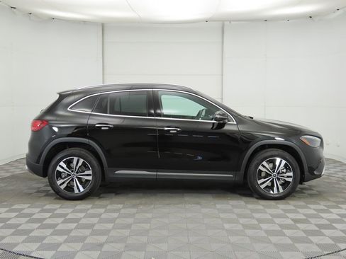 Certified 2025 Mercedes-Benz GLA 250 image 4