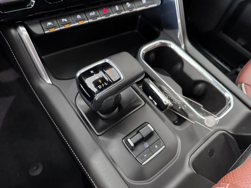 Certified 2024 GMC Sierra 1500 Denali Ultimate AWD/4WD image 26