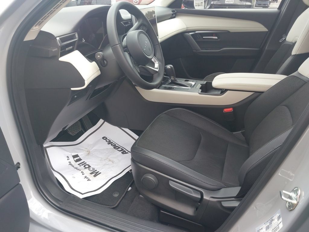 New 2026 MAZDA CX-5 Select AWD/4WD image 4