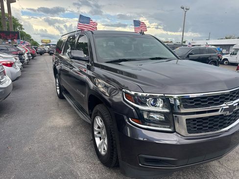 Used 2015 Chevrolet Suburban LS w/ Max Trailering Package RWD image 3
