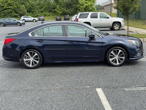 Used 2018 Subaru Legacy 2.5i Limited AWD/4WD image 8