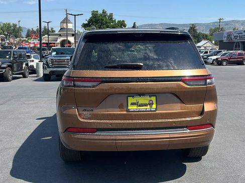 New 2026 Jeep Grand Cherokee Limited AWD/4WD image 6