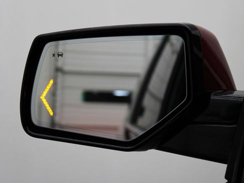 Used 2015 Chevrolet Tahoe LT image 27