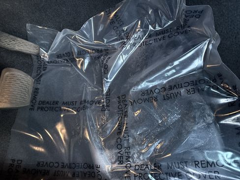 Certified 2021 Jeep Wrangler Unlimited Rubicon w/ Xtreme Recon 35" Tire Package image 17