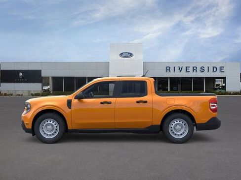 New 2026 Ford Maverick XL image 3