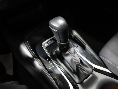 Used 2024 Toyota Corolla SE image 30