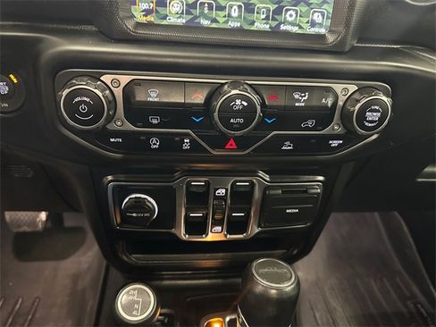 Used 2021 Jeep Gladiator Overland w/ Popular Equipment Package image 29