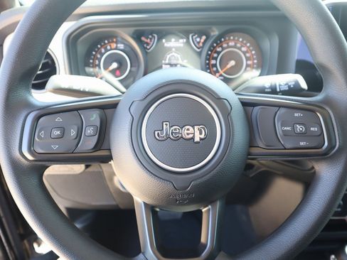 New 2025 Jeep Gladiator Sport image 3