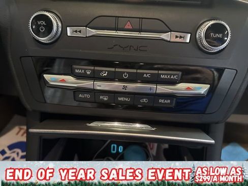 Used 2020 Ford Explorer XLT w/ Equipment Group 202A image 20