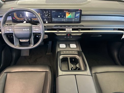 Used 2027 Kia Telluride LX FWD image 14