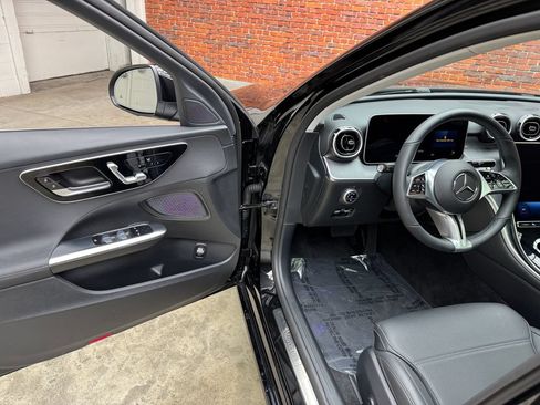 Used 2026 Mercedes-Benz C 300 4MATIC Sedan image 8