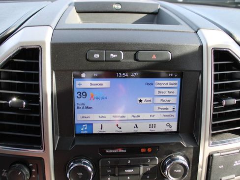 Used 2019 Ford F250 Lariat w/ Lariat Ultimate Package image 32