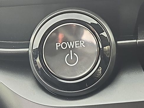 Used 2025 Lexus RZ 450e image 27