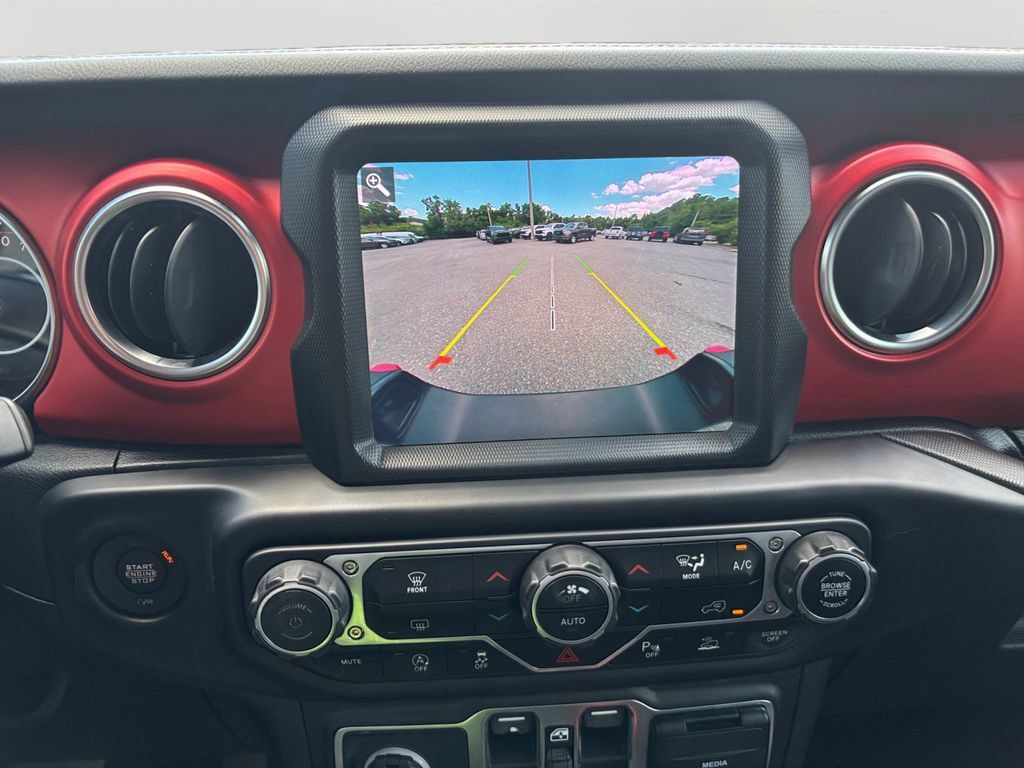 Certified 2021 Jeep Gladiator Rubicon AWD/4WD image 26