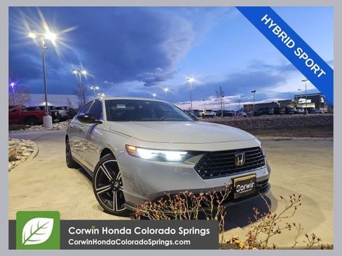 Used 2025 Honda Accord Sport image 1