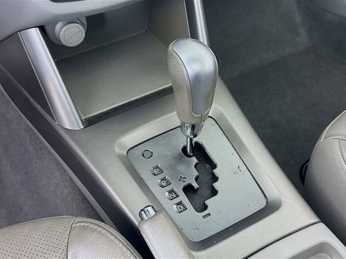 Used 2010 Subaru Forester 2.5X Limited image 15