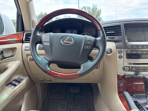 Used 2008 Lexus LX 570 4WD image 15