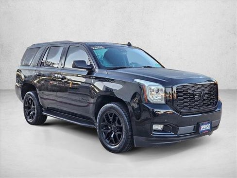 Used 2017 GMC Yukon SLE w/ SLE Value Package image 3