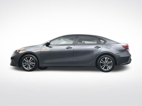 Used 2024 Kia Forte LXS image 38