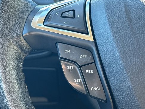 Used 2022 Ford Edge SEL w/ Convenience Package image 13