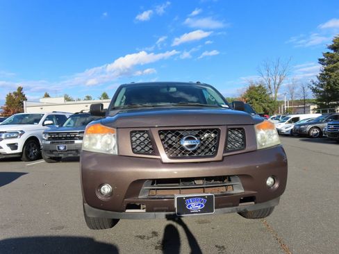 Used 2014 Nissan Armada SV image 2