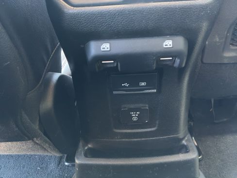 Used 2019 Jeep Wrangler Unlimited Rubicon AWD/4WD image 45