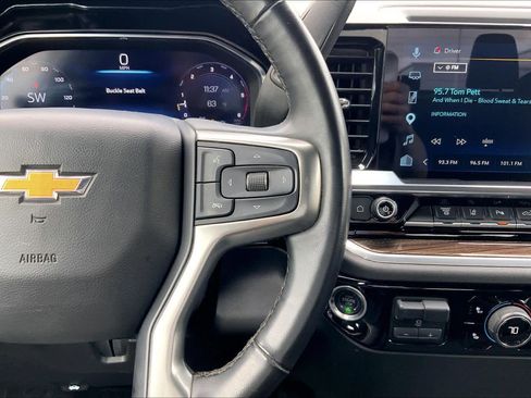 Used 2025 Chevrolet Silverado 2500 LT w/ Safety Package AWD/4WD image 24