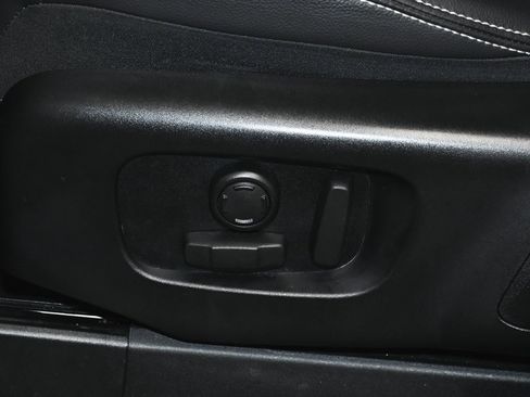 Used 2023 Land Rover Discovery S R-Dynamic image 56