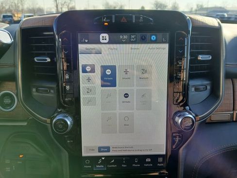 Used 2024 RAM 3500 Limited w/ Safety Group image 20