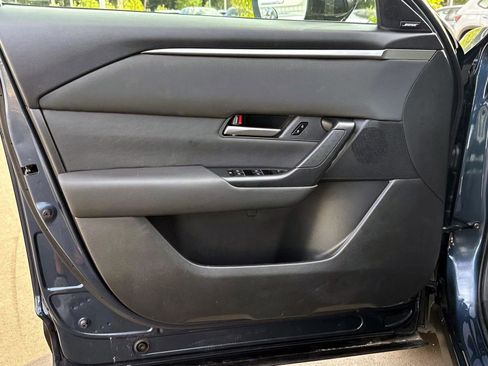 Used 2025 MAZDA CX-50 AWD 2.5 S w/ Weather Package image 16