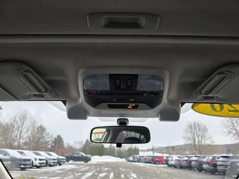 Used 2020 Subaru Crosstrek Hybrid w/ Moonroof Package w/Navigation image 22