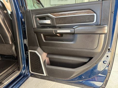 Used 2019 RAM 2500 Laramie image 6