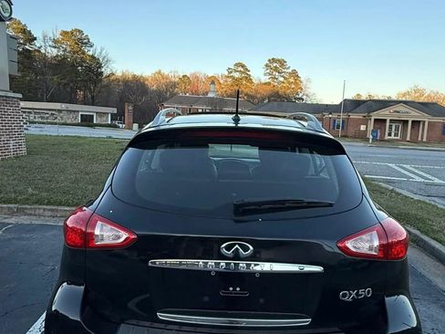 Used 2017 INFINITI QX50 Journey w/ Premium Package image 7