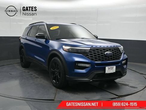 Used 2023 Ford Explorer ST-Line w/ Class IV Trailer Tow Package AWD/4WD image 4