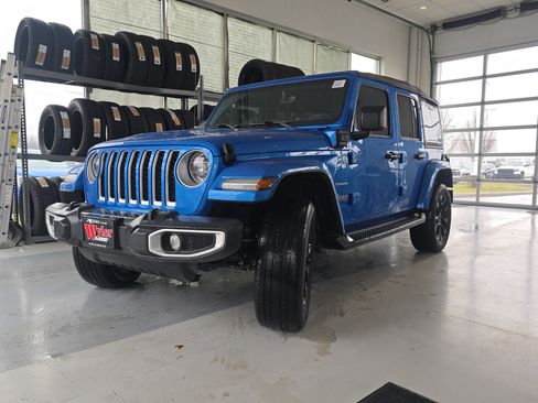 Used 2021 Jeep Wrangler Unlimited Sahara image 10