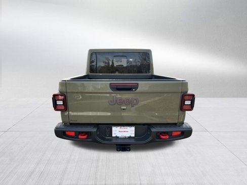 New 2026 Jeep Gladiator Rubicon w/ Technology Group image 6