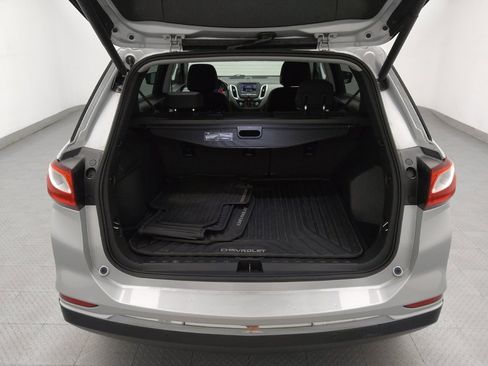 Used 2020 Chevrolet Equinox LT FWD image 29