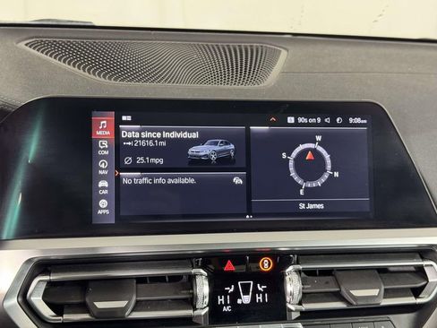 Used 2021 BMW 330i xDrive Sedan w/ M Sport Package image 27