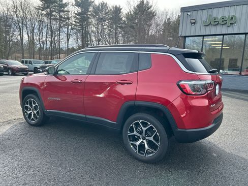 New 2026 Jeep Compass Limited image 9